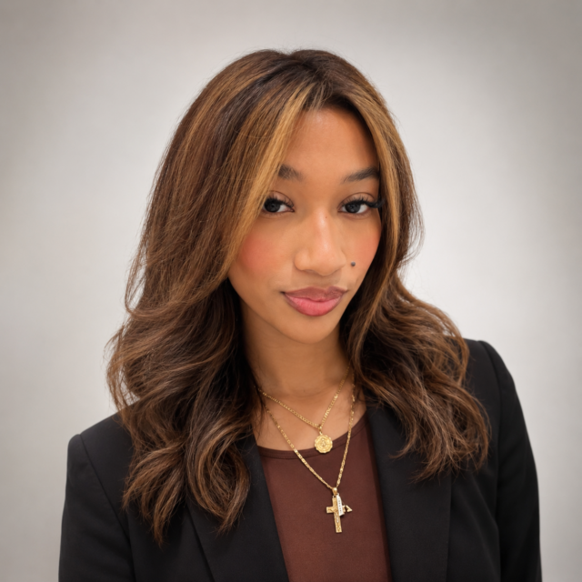Photo of Stylist Cindy